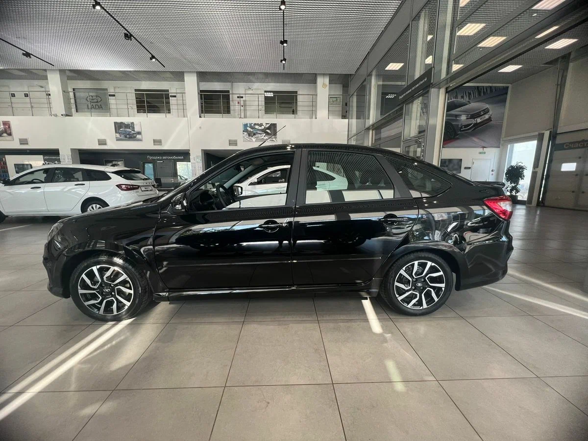 Lada Granta Sportline Лифтбек в Казань - фото №2